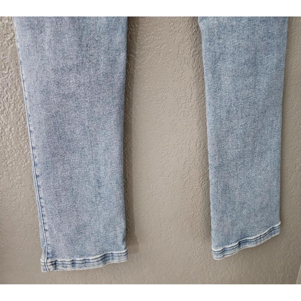 Women's Forever 21 Premium Straight Leg Denim Jeans Pants Size 24 Blue Pockets - Picture 10 of 12